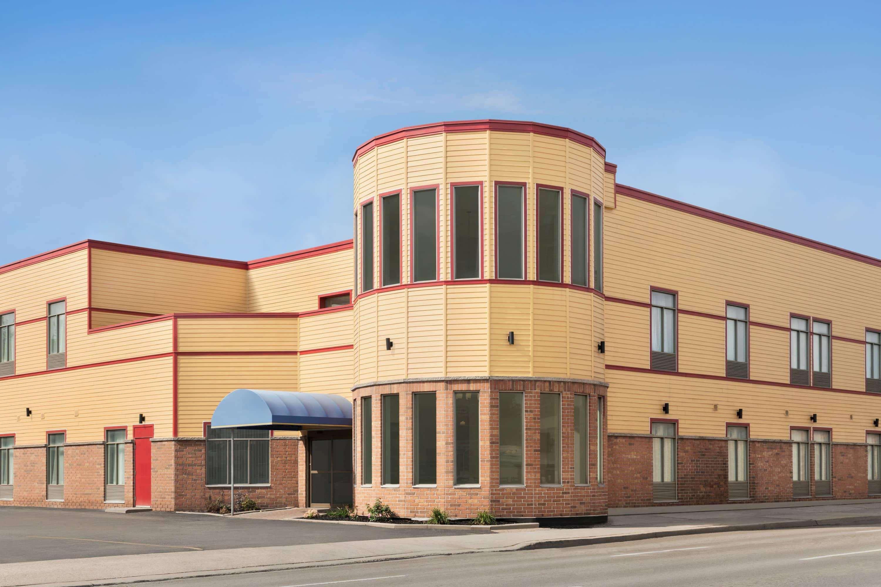 Days Inn By Wyndham Hamilton - Downtown Экстерьер фото